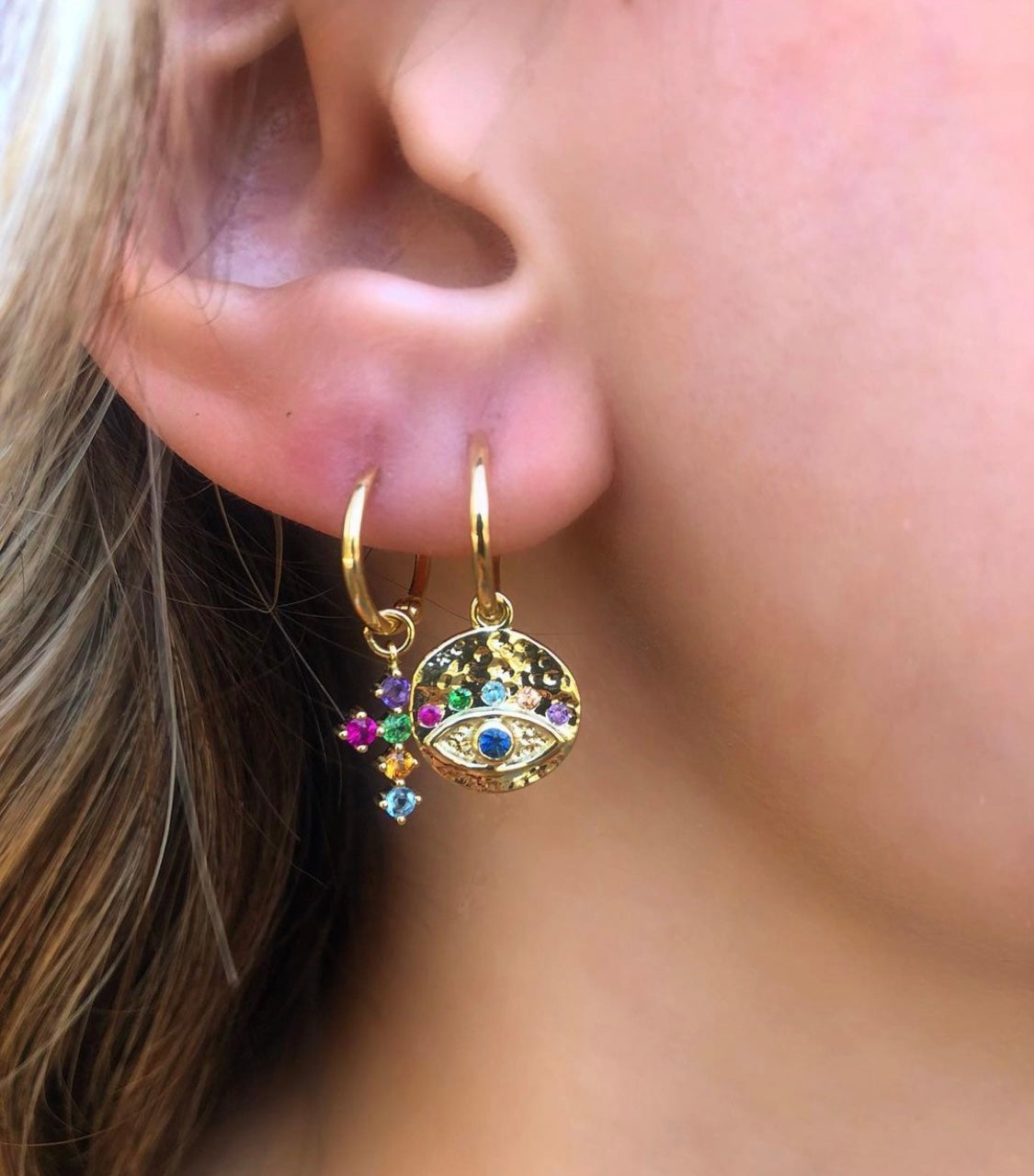 J by boghossian, white diamonds, gold, earrings, multicolor eye, hoop, colored sapphires