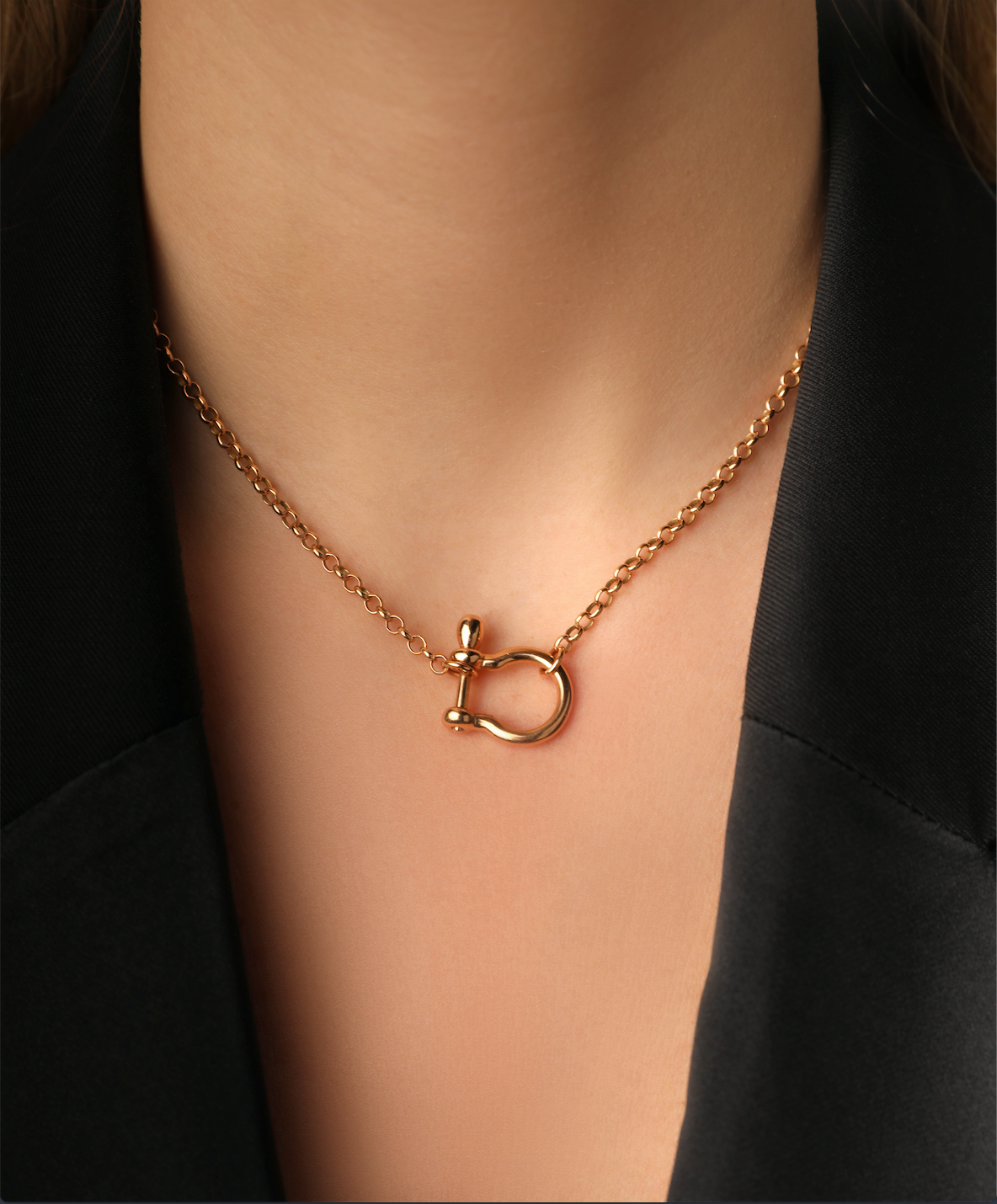 asymmetric, clasp, chain, gold, necklace